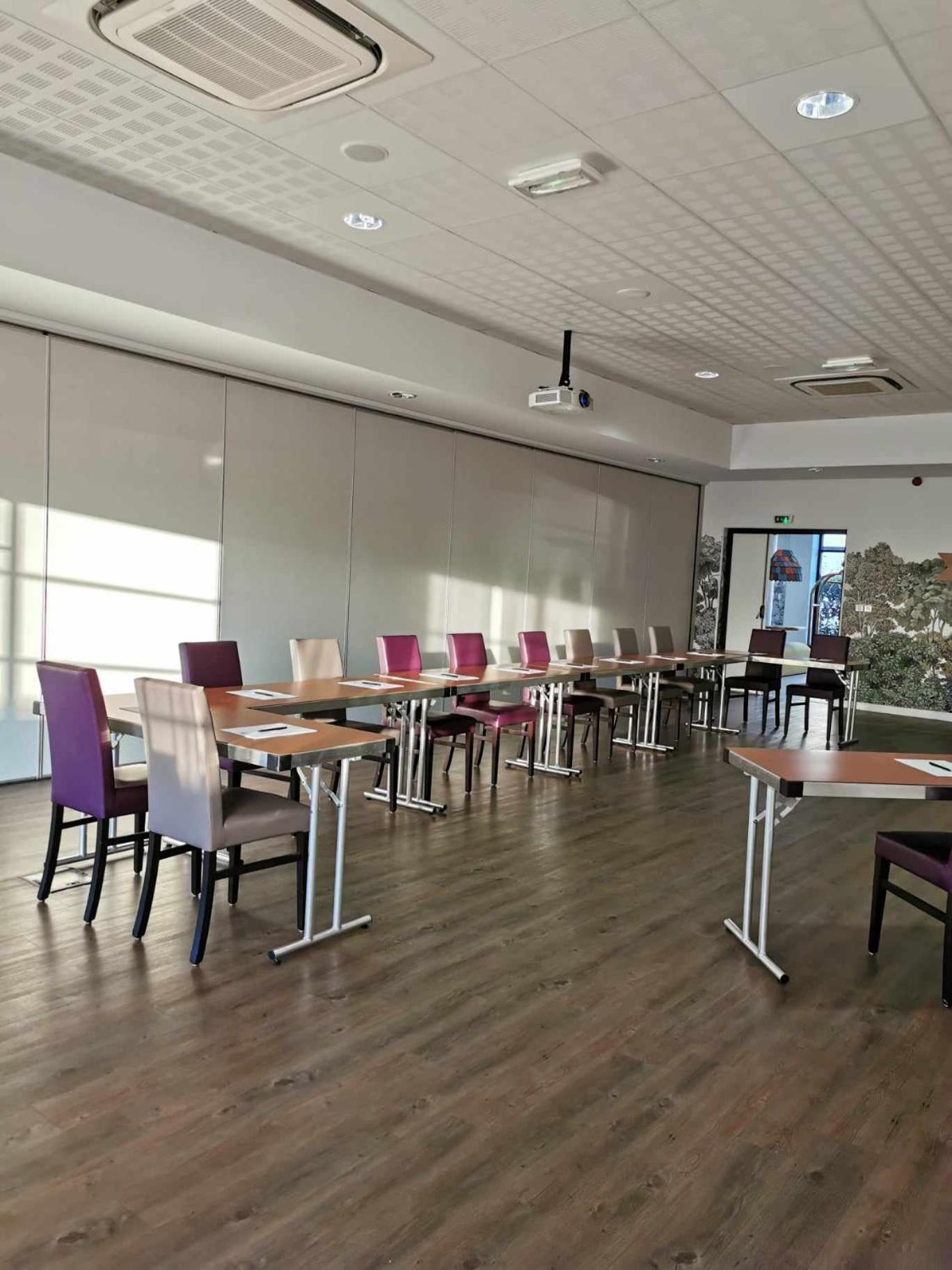 Hotel Ibis Styles Montargis Arboria Pannes  Ngoại thất bức ảnh